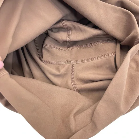 Lululemon Align Super High Rise Shorts 10 - Picture 6 of 15